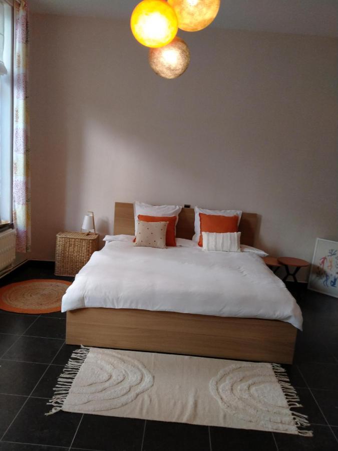 'Nulle Part Ailleurs' Apartment ดีน็อง ภายนอก รูปภาพ